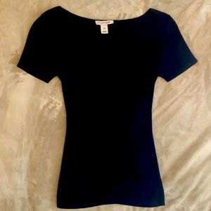 Short sleeve lightweight sweater